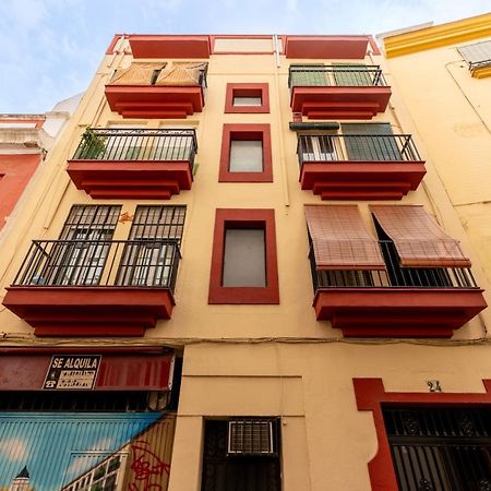 Bustos Tavera Olehousing Seville Exterior photo