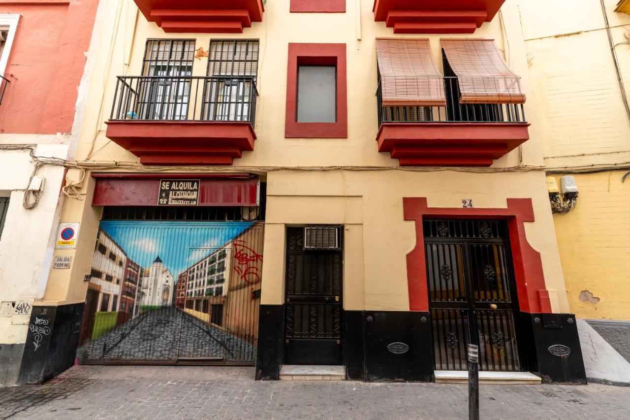 Bustos Tavera Olehousing Seville Exterior photo